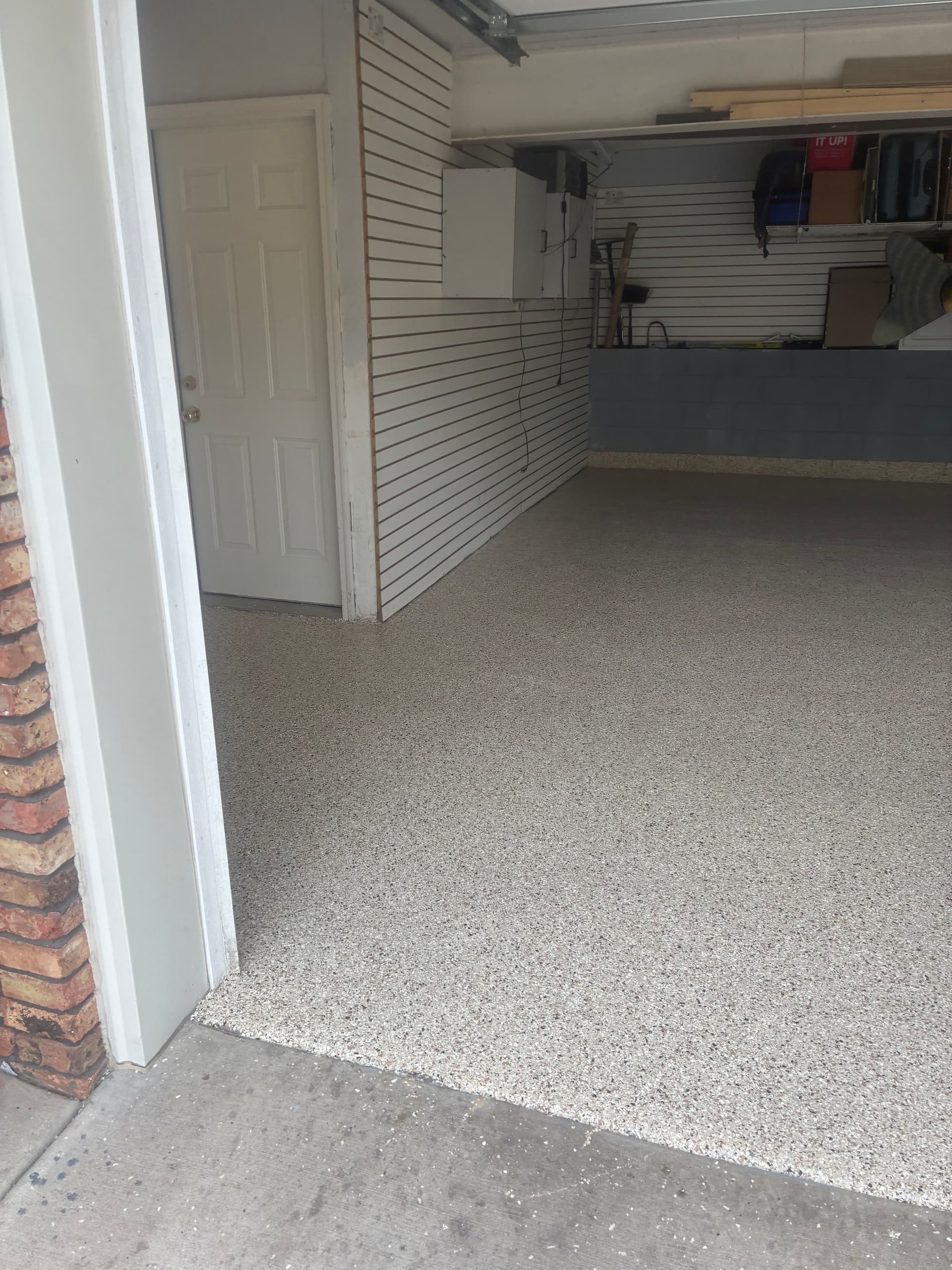 Gallery photos for Garage Epoxy Coating That Works as Hard as You Do: Image #3