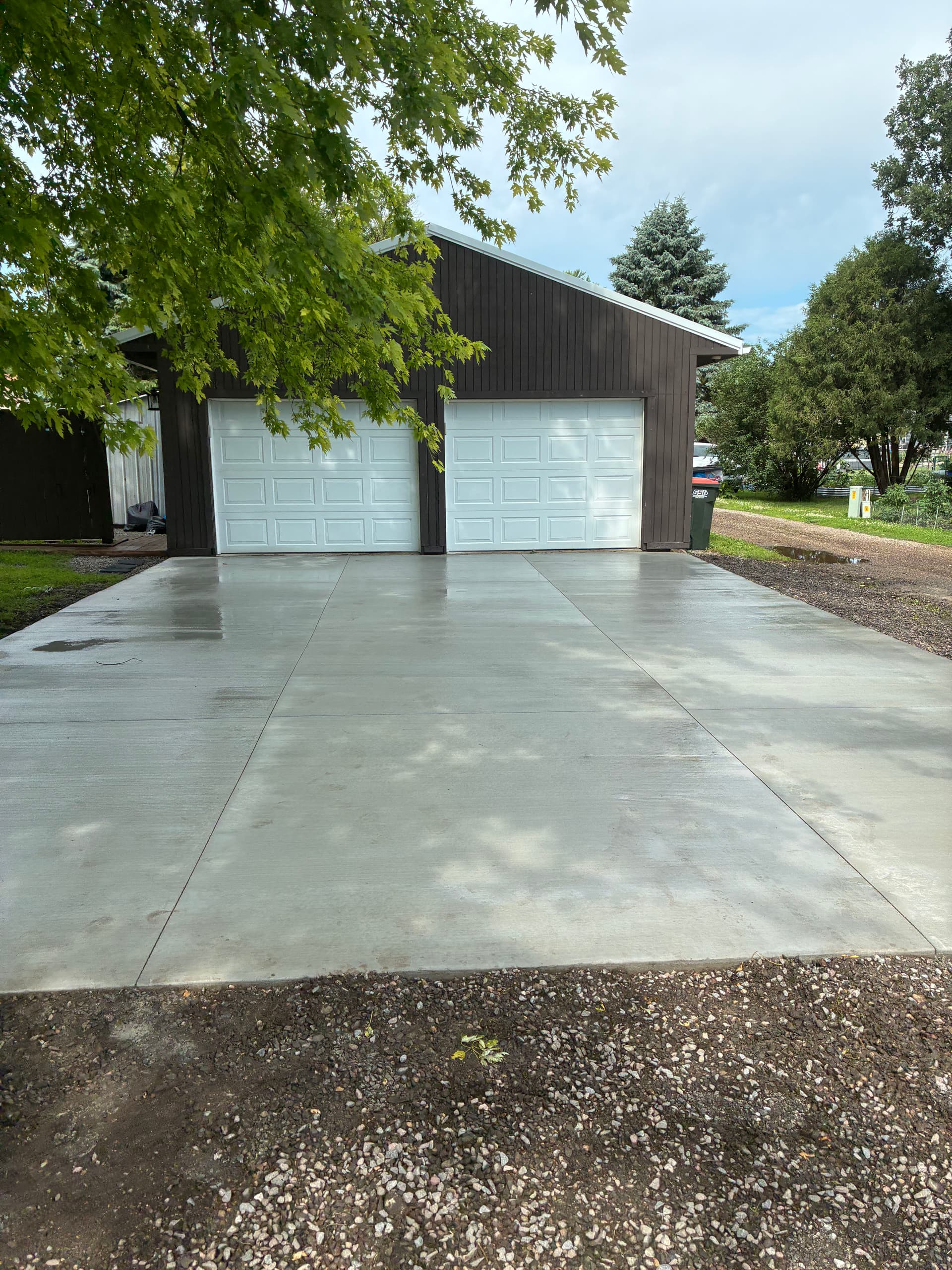 Gallery photos for Fresh Concrete Driveway Built Smooth and Solid: Image #1