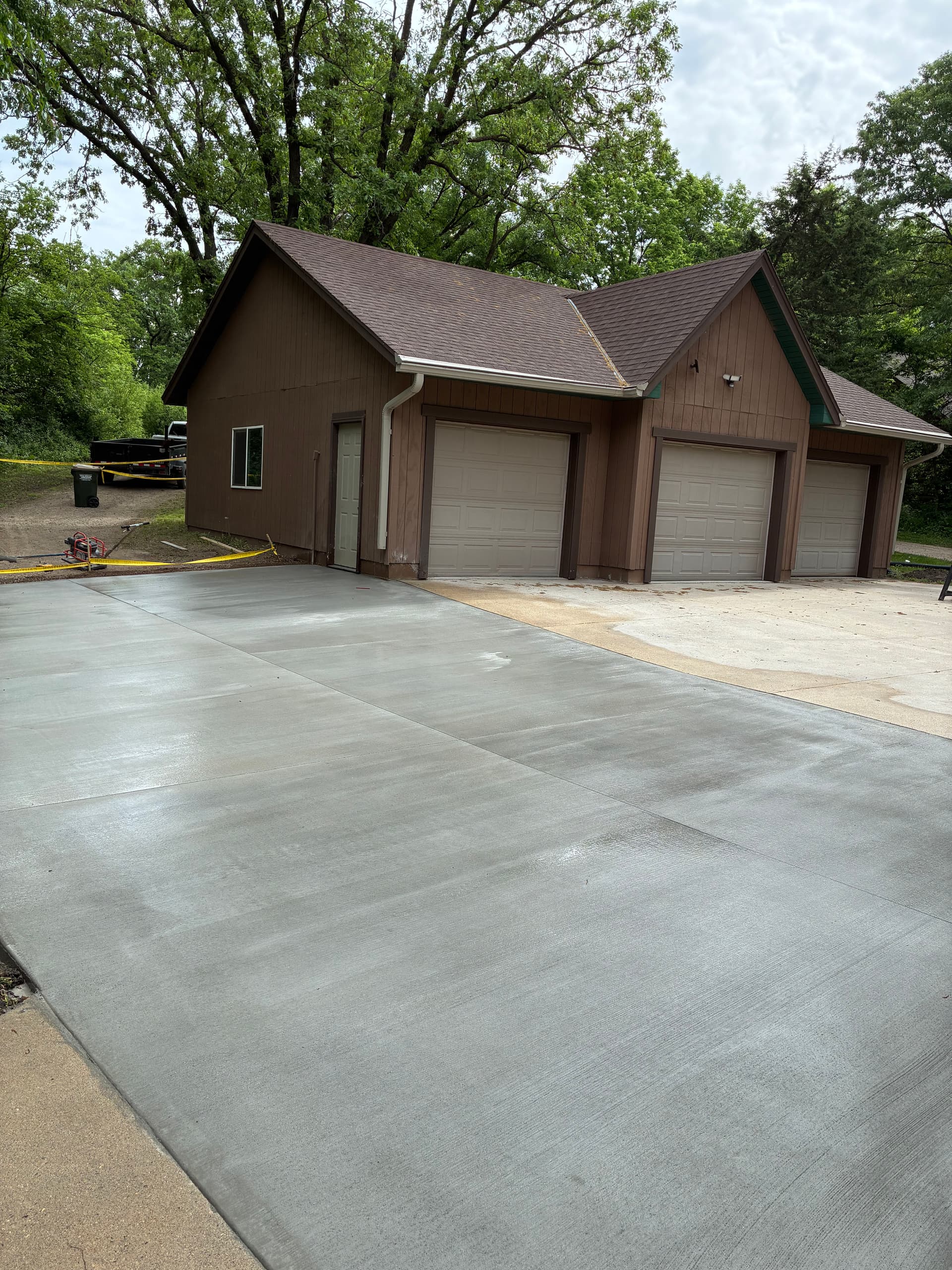 Gallery photos for Why Proper Removal Makes All the Difference on a New Concrete Driveway: Image #3
