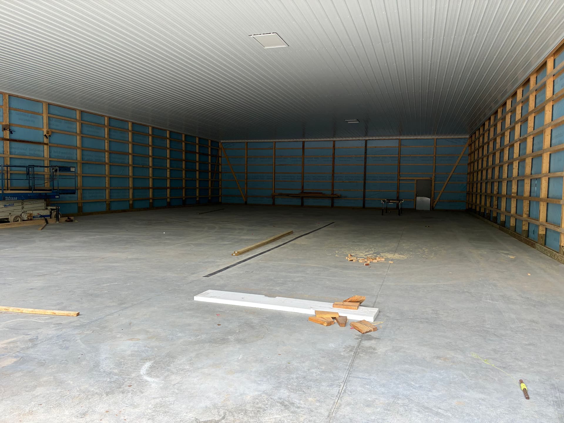 Gallery photos for 60x100 Shed Floor and Apron Built for Hard Daily Use: Image #1