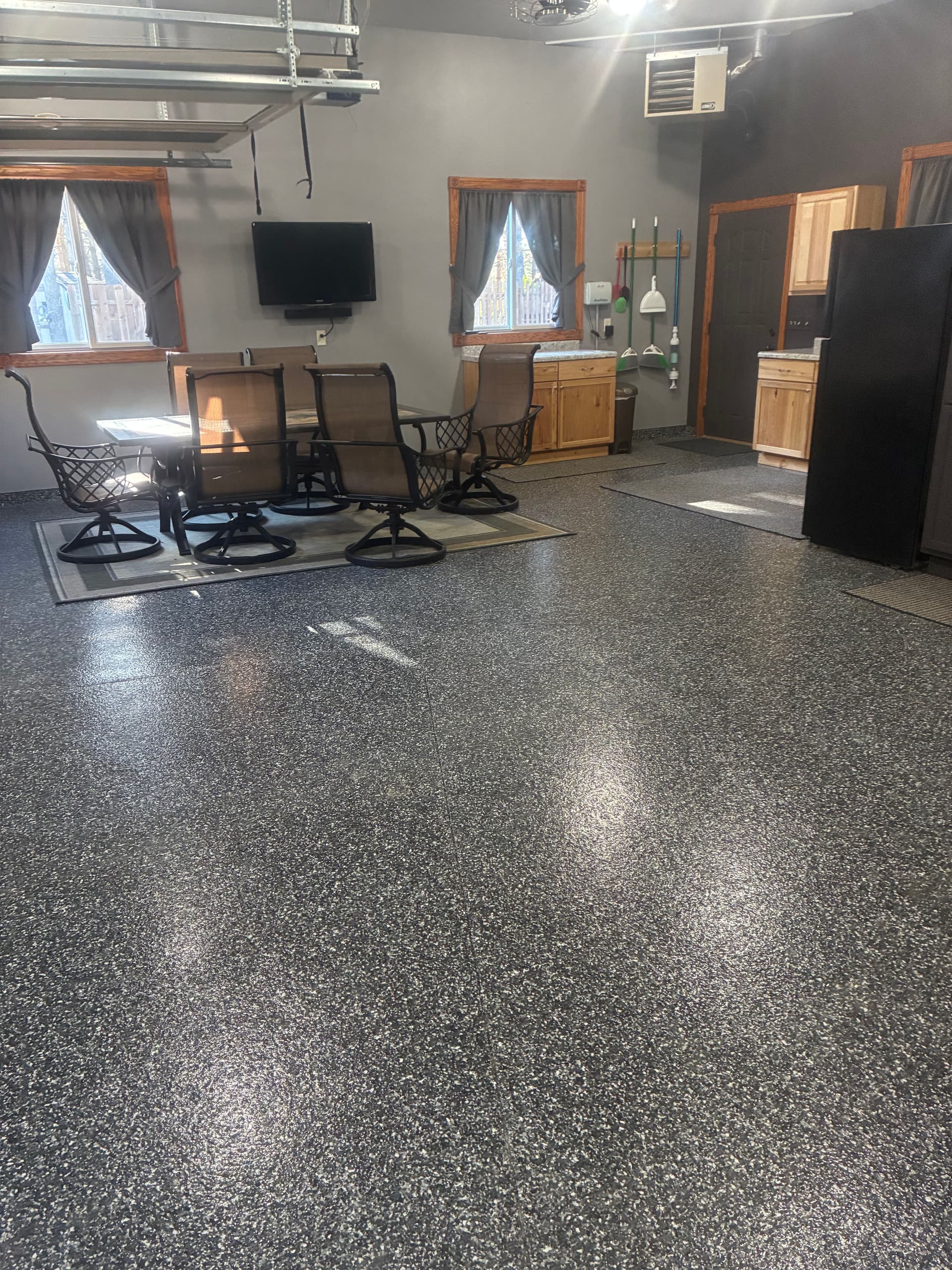Gallery photos for Epoxy Garage Floor and Concrete Walkway Upgrade That Actually Lasts: Image #5